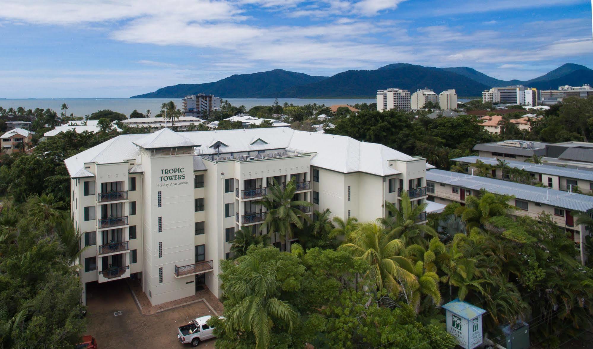 Tropic Towers Apartments Кернс Екстер'єр фото